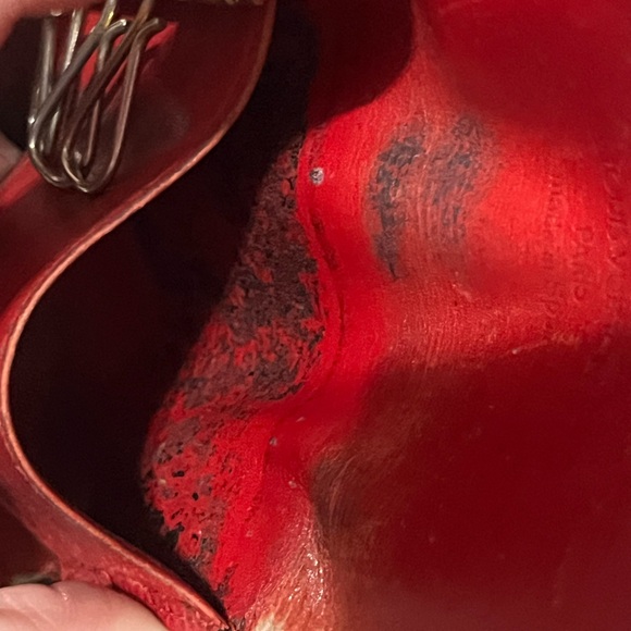 Louis Vuitton Red EPI Leather Four Key Holder CA1915 - Picture 12 of 16